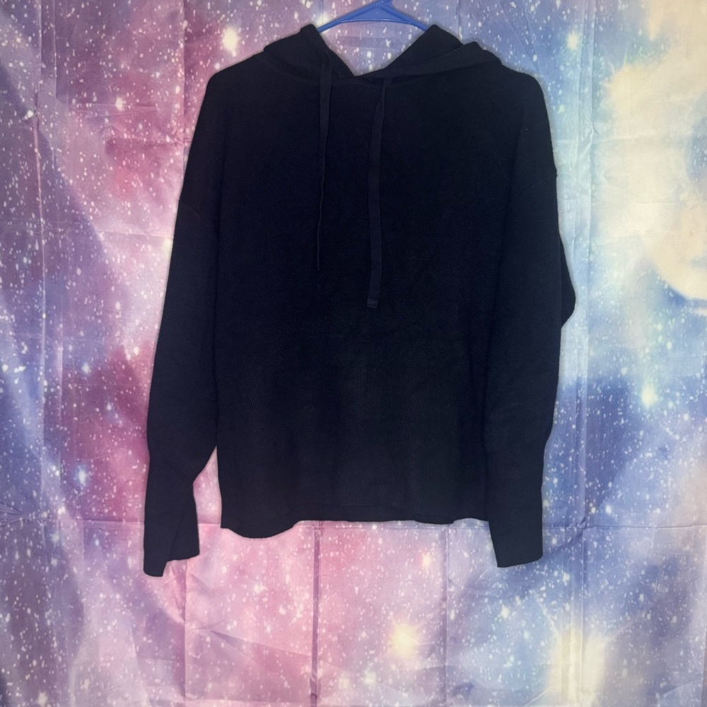 A new day sweater with hood 🛍